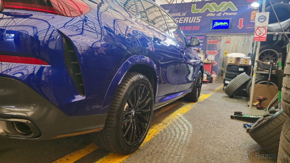 Nová sada 21"alu design BMW X5/X6 se zimními pneu275+315R21 - 6
