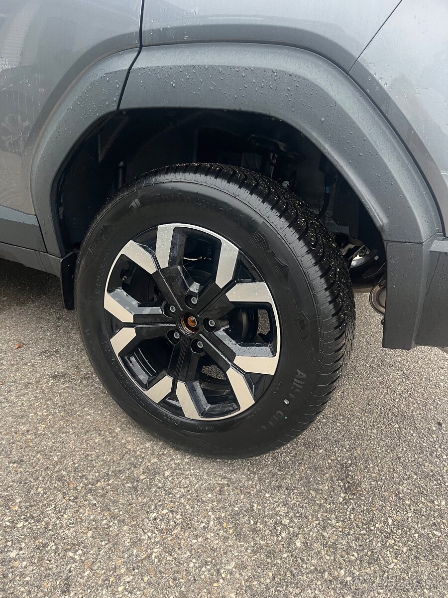 DACIA DUSTER Extreme mild hybrid 130 4x4 - 6