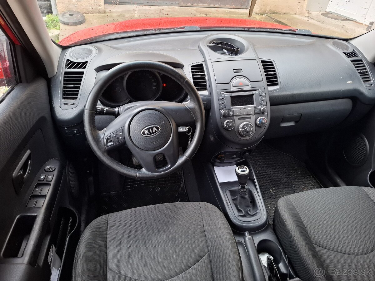 Kia soul 1,6 - 6