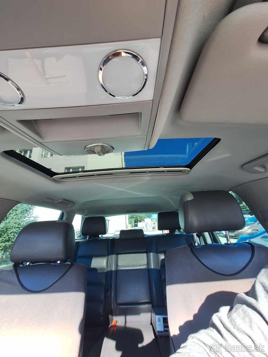 Predám VW Touareg 3.2L V6 b+LPG 162k - 6