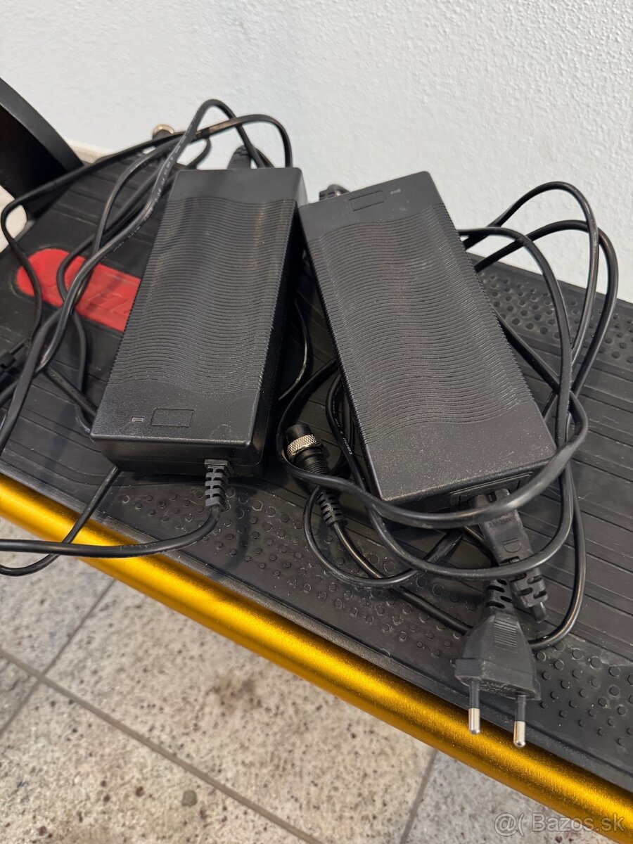 Kaabo Wolf King GT Plus Záruka tip top stav - 6