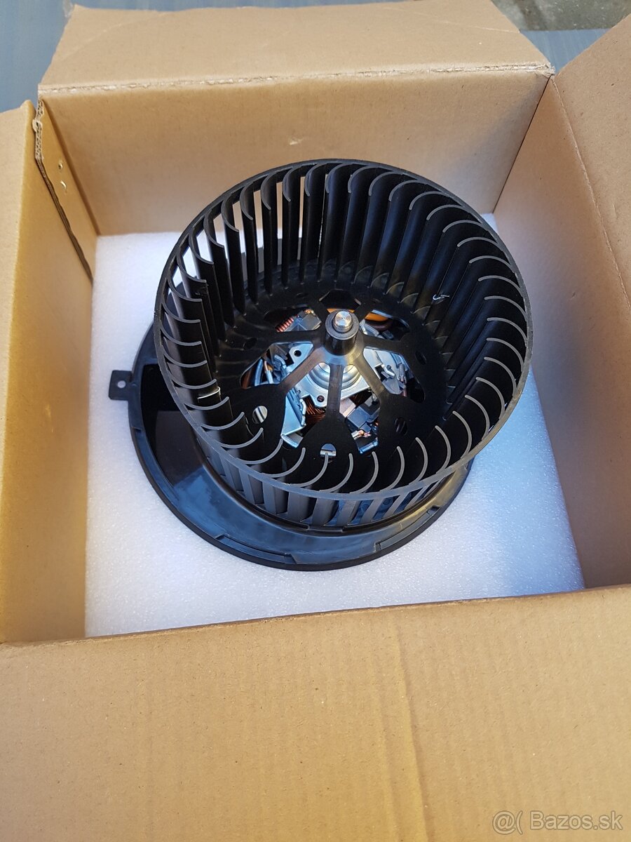 Vnútorný ventilátor kúrenia do palubnej dosky vw golf 6 - 6