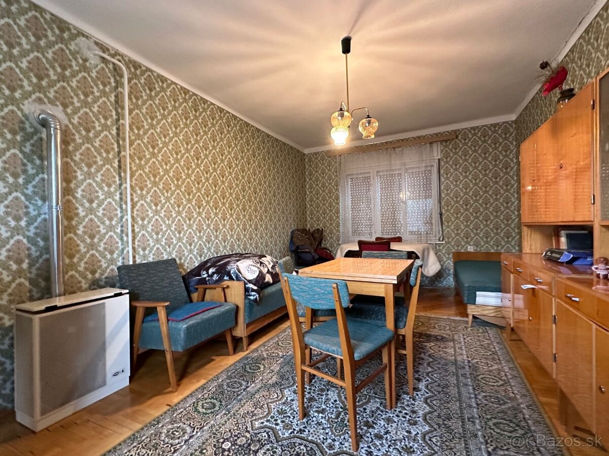 MAĎARSKO - ENCS SUPER DVOJGENERAČNÝ DOM S ROZLOHOU 120 M2 + - 6