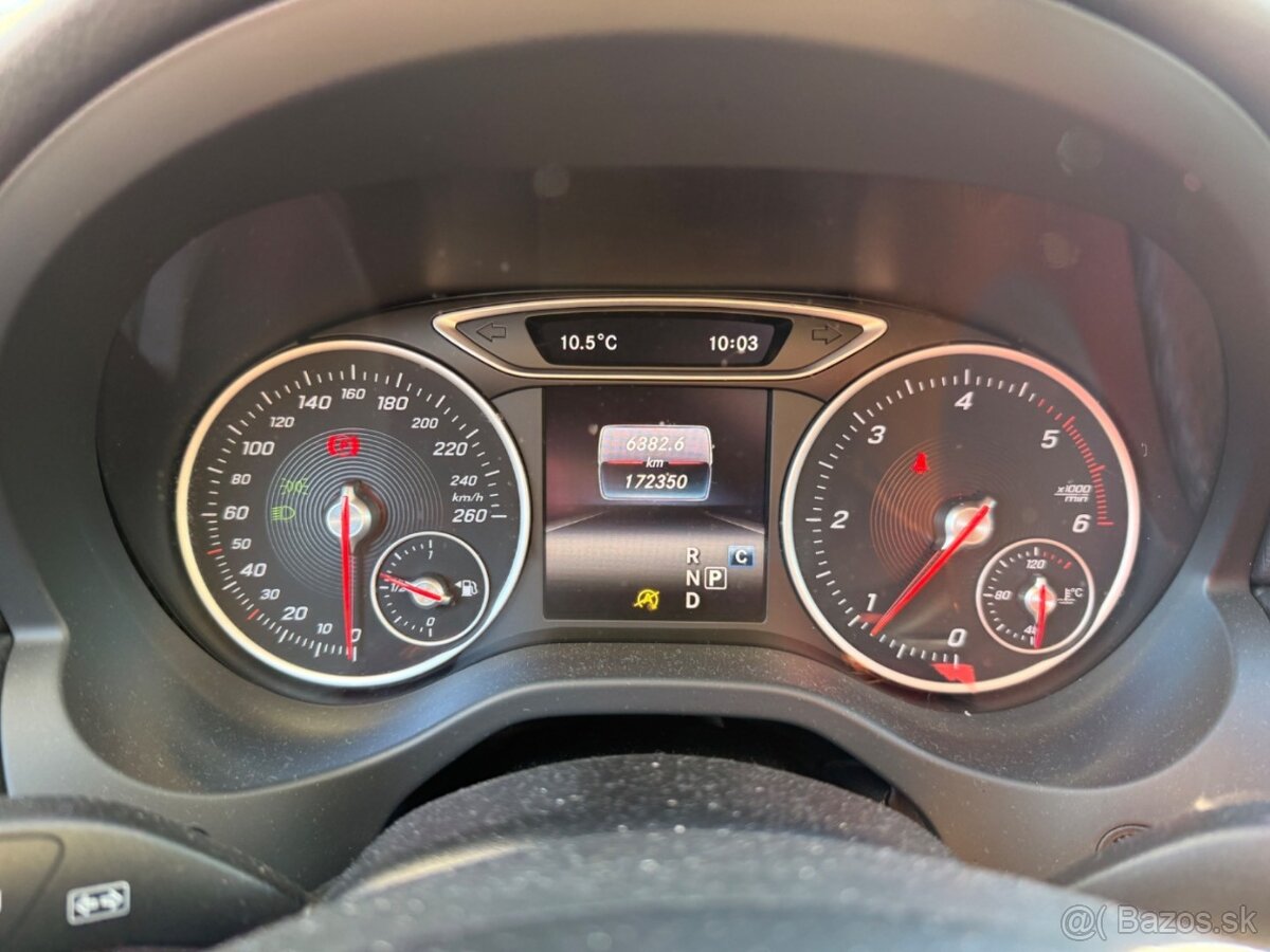 Mercedes-Benz GLA 200 d 4MATIC A/T, rv 2017, odpočet DPH - 6