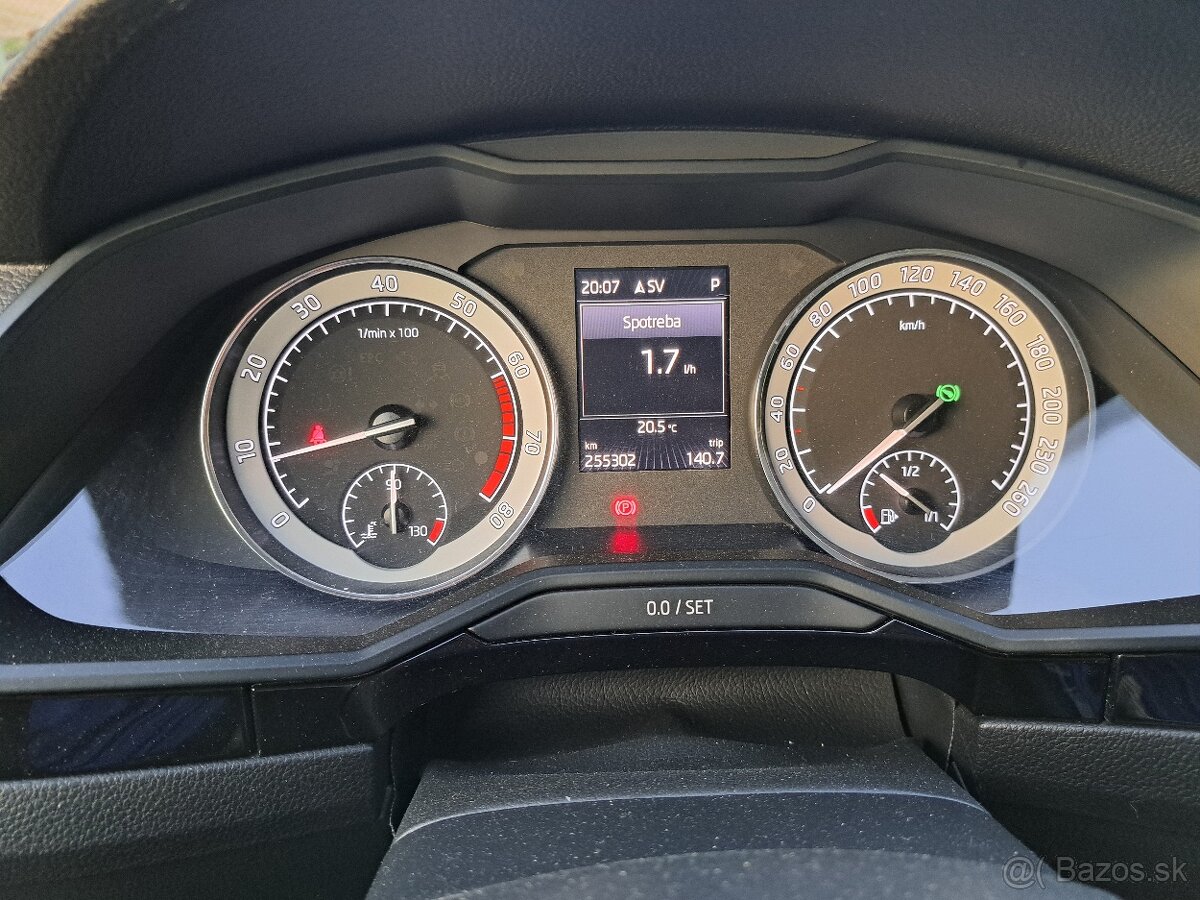 Škoda Superb 2.0TSI 4x4 206kw L&K fullka+webasto - 6