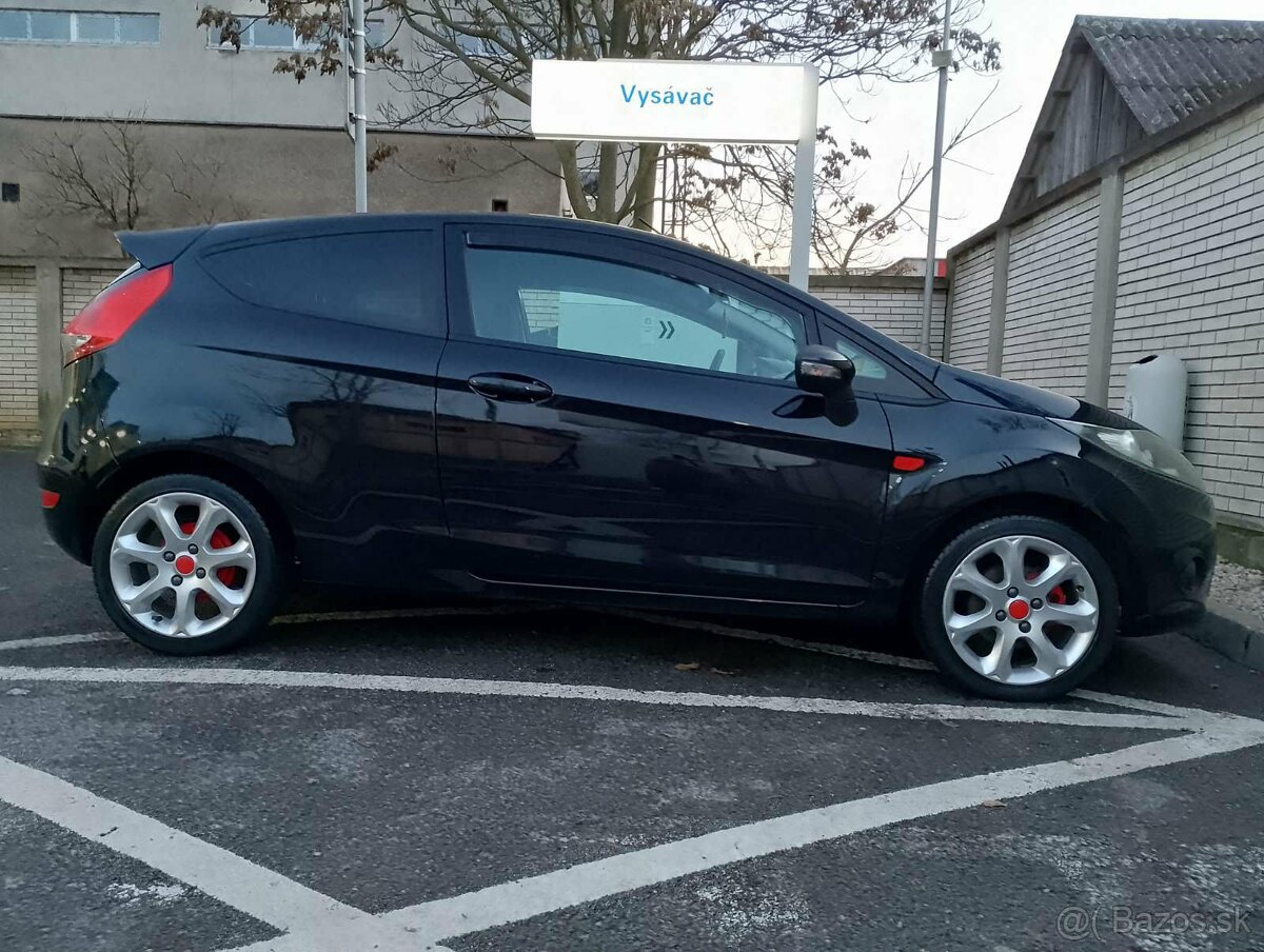 Predám Ford Fiesta - 6