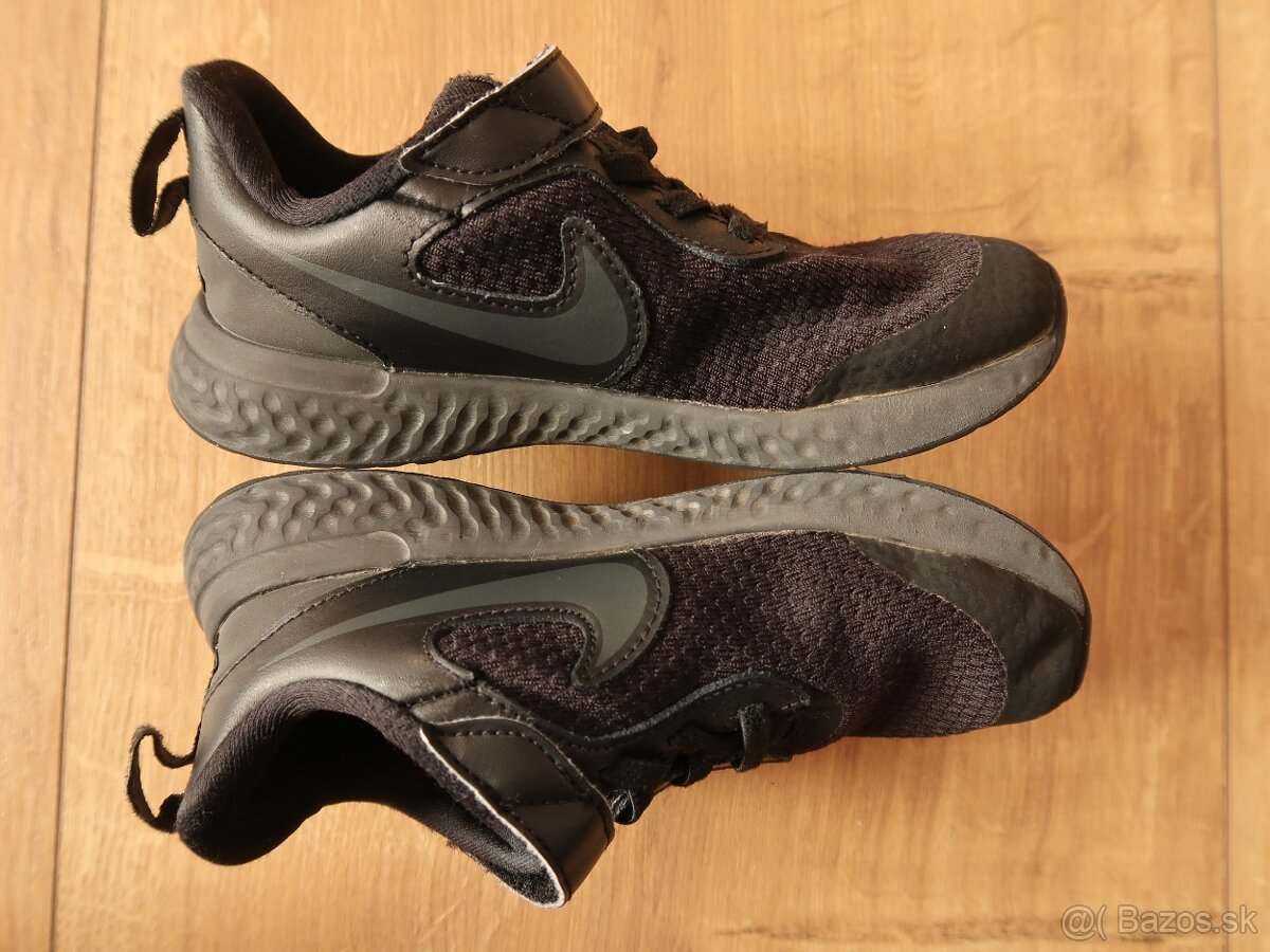 Tenisky NIKE č. 28,5 (18,2 - 18,5 cm) - TOP STAV - 6