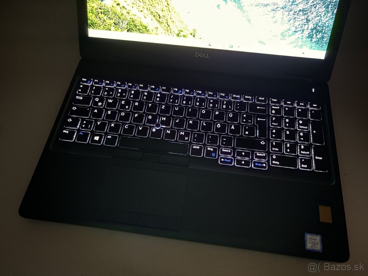 #104 Dell Latitude 5590/i5 8350U/512GB/32GB DDR4/W11 - 6