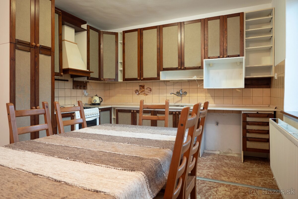 Ponúkame na predaj rodinný dom v Hanušovciach nad Topľou - 6