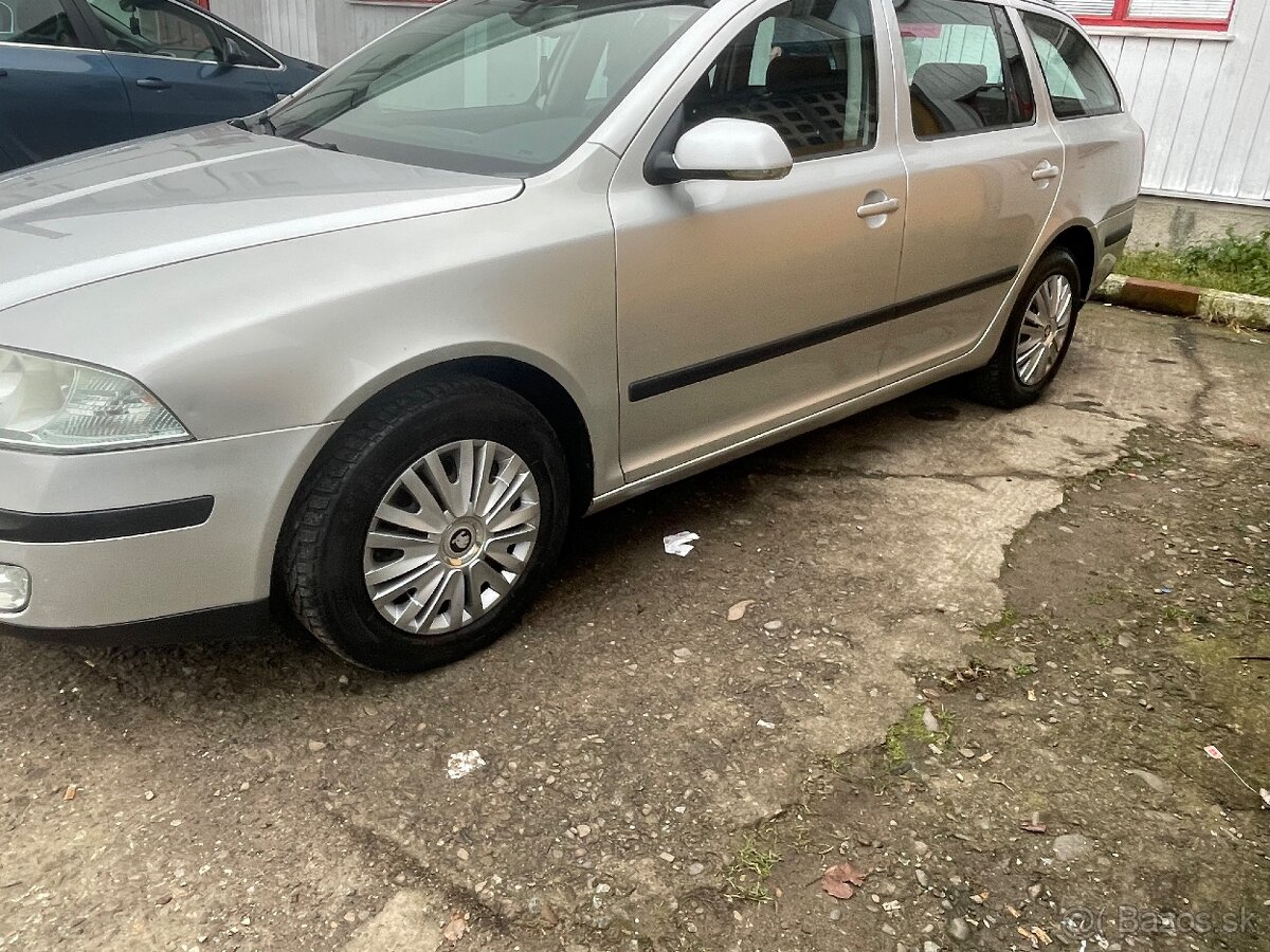 Škoda Octavia 2 r.v.2007 obsah 1.9 TDI -77kw -diesel - 6