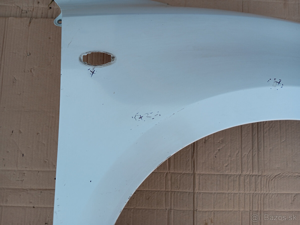 Predám blatnik na suzuki swift. Rok 2017 - 6