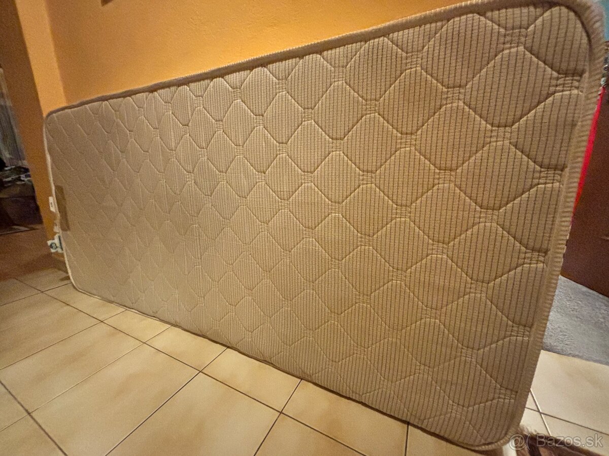 Posteľ - 6