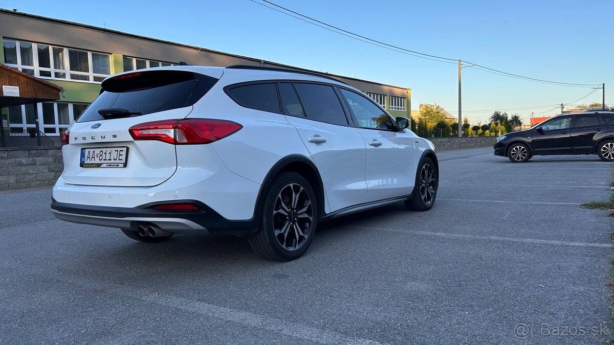 Ford Focus Active 2.0 EcoBlue A/T - 6