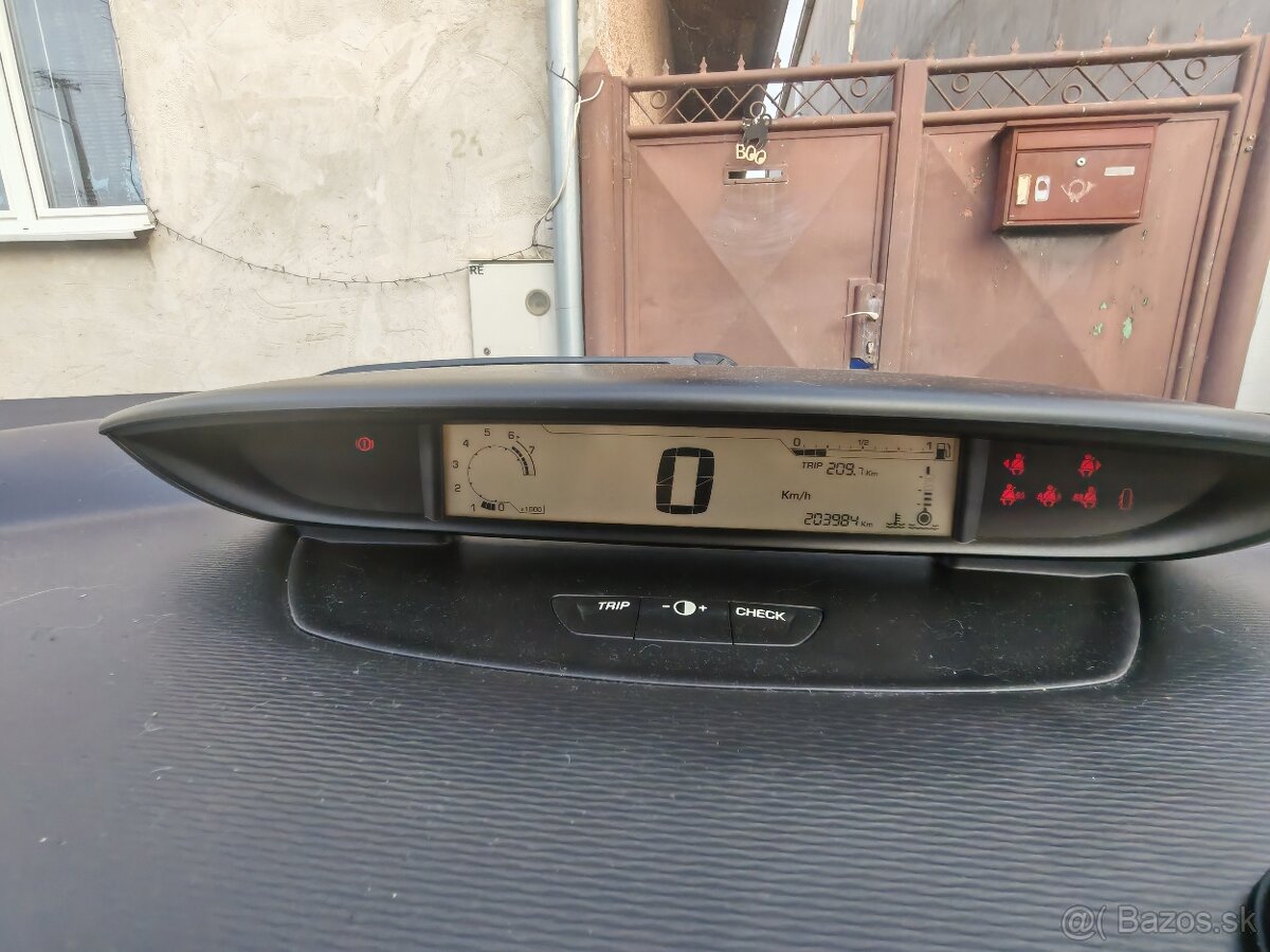 Citroen C4 nepojazdné - 6