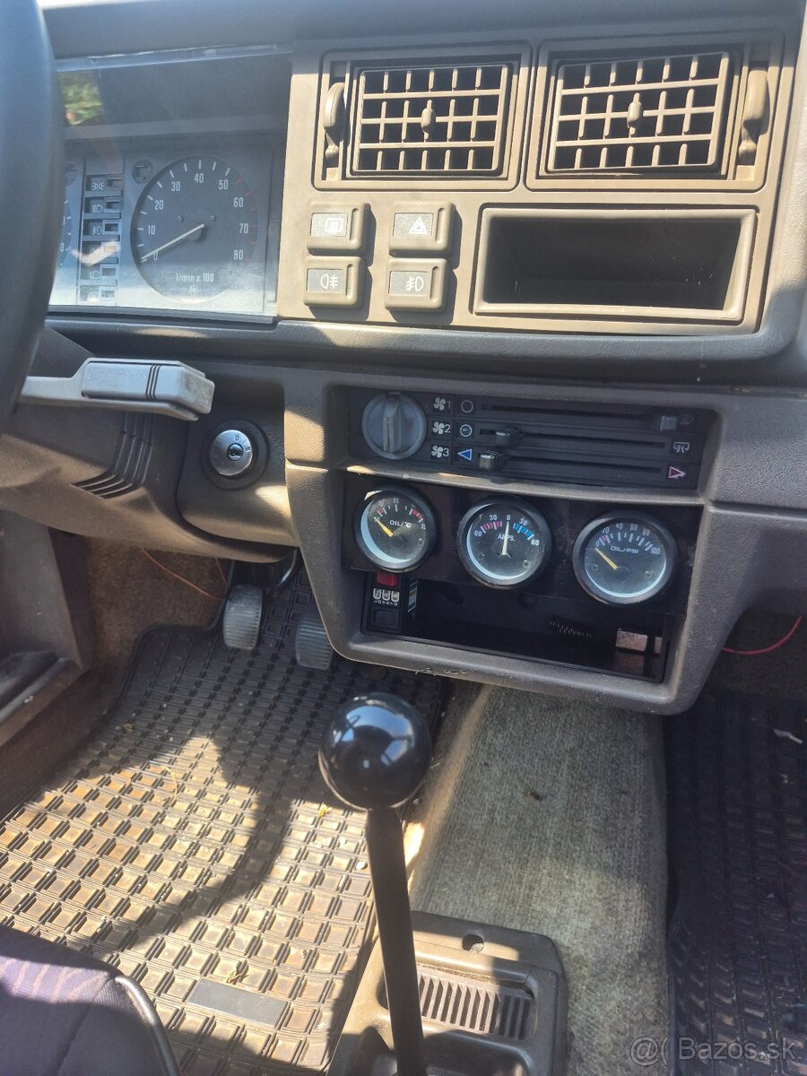 Škoda favorit - 6