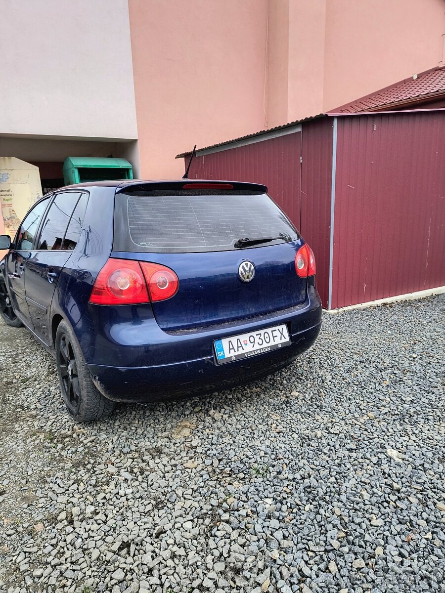 Predám golf 5 - 6