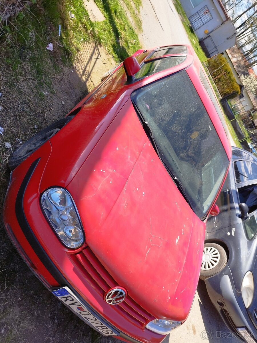 Dobrý deň má na predaj auto Golf 4 1.9 66 - 6