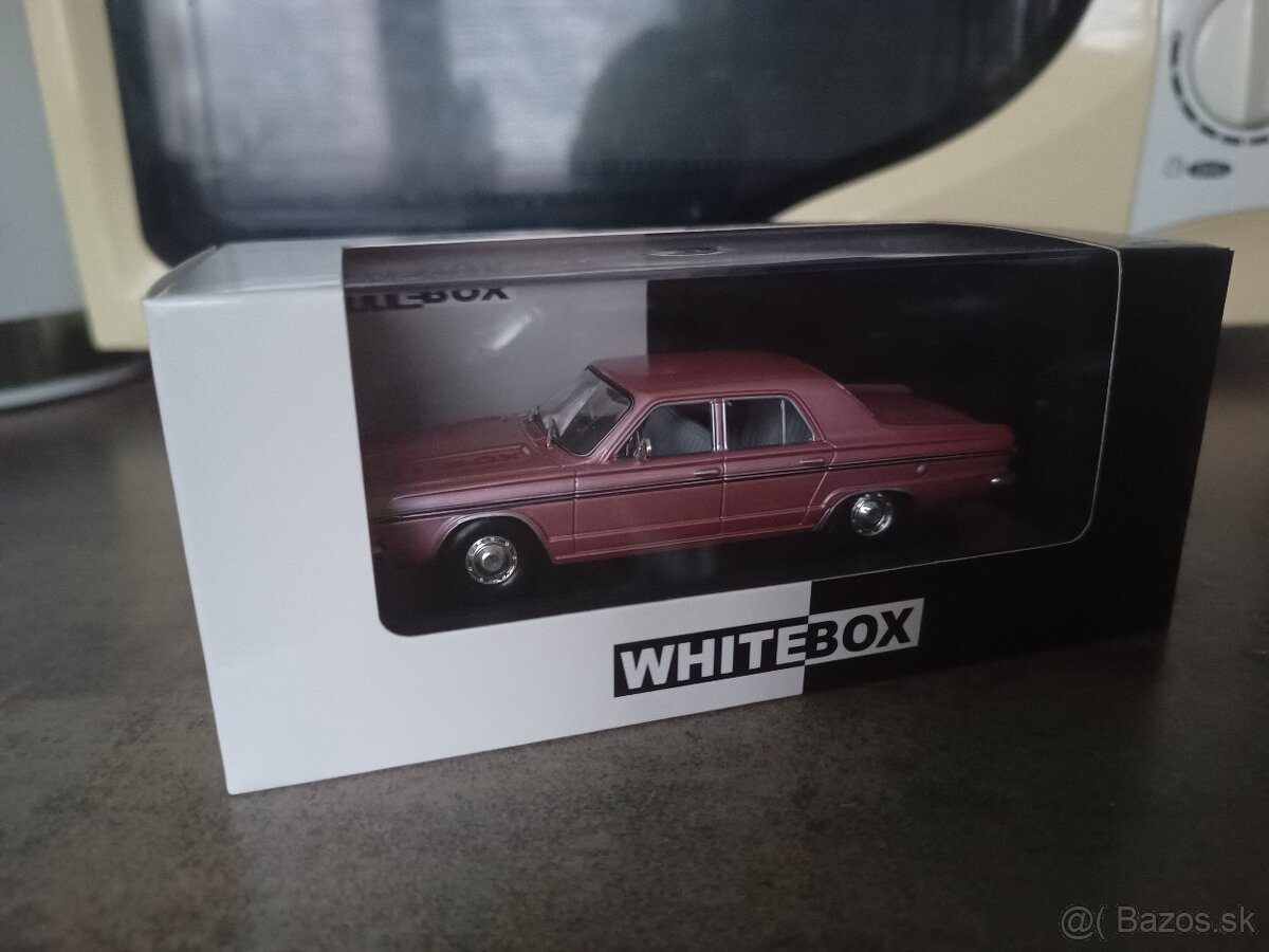 1:43 Dodge Dart 1966 - 6
