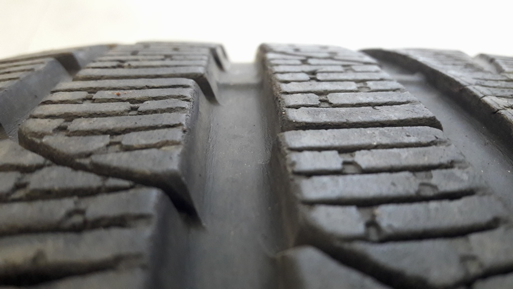 245/40R19 a 275/40r19 Pirelli ZIMNÉ - 6