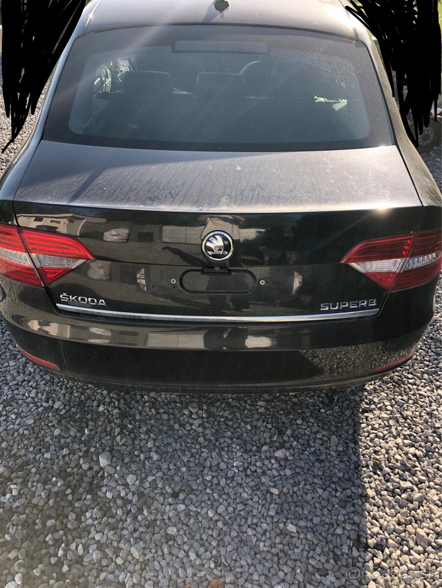 Rozpredám Superb 2 Facelift - 6