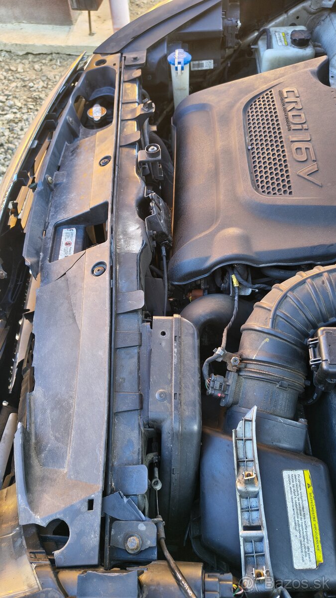 Predam naburanú Kia Sportage - 6