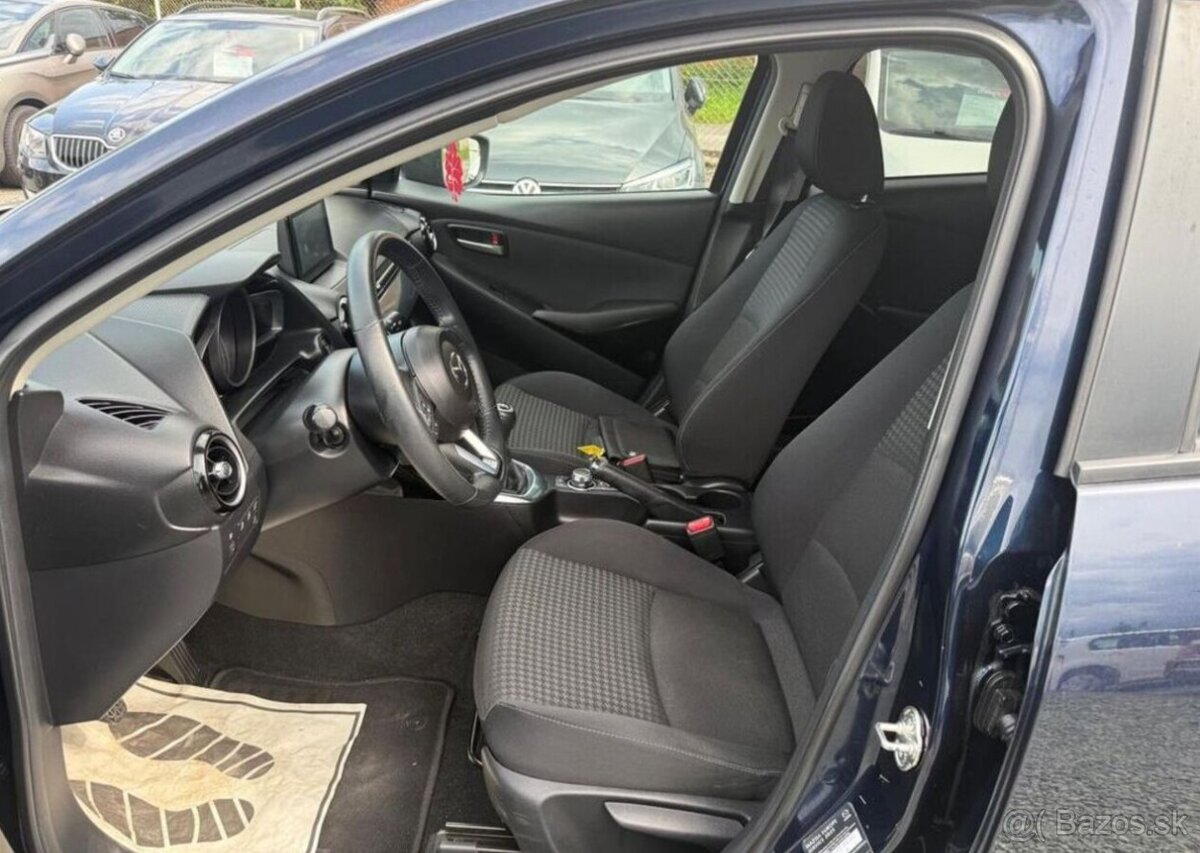 Mazda 2 1.5 SKYACTIVE benzín manuál 66 kw - 6