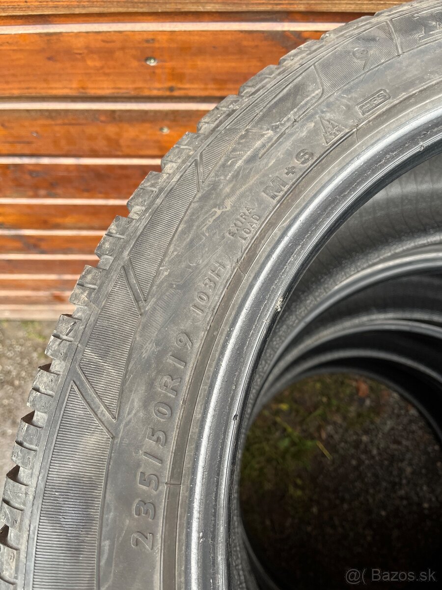 Zimné 235/50 r19 - 6