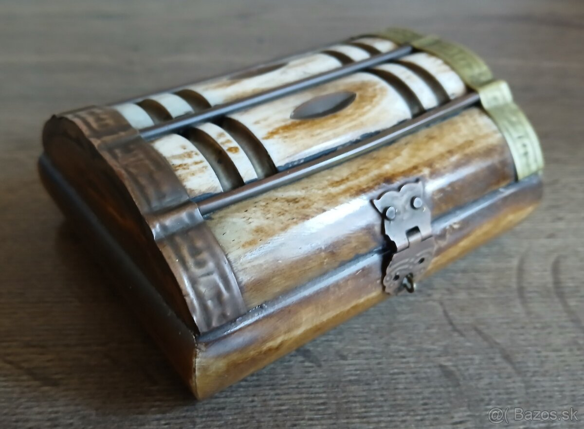 Zlatý dámsky prívesok - 6