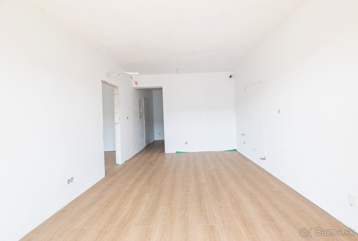 2-izbový byt s terasou a vlastnou záhradkou – Bojnice - 6