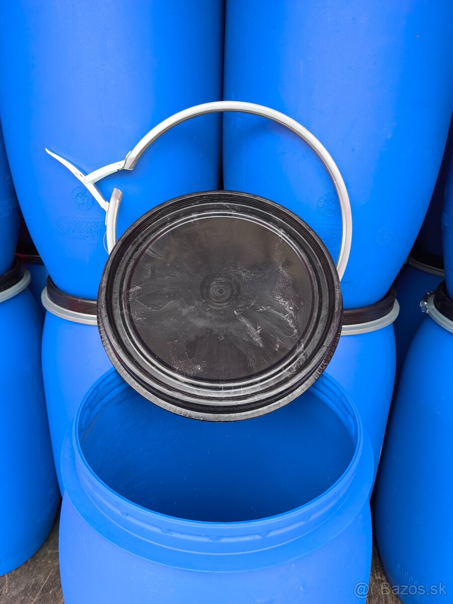 Potravinárske plastové sudy 150l ibc - 6