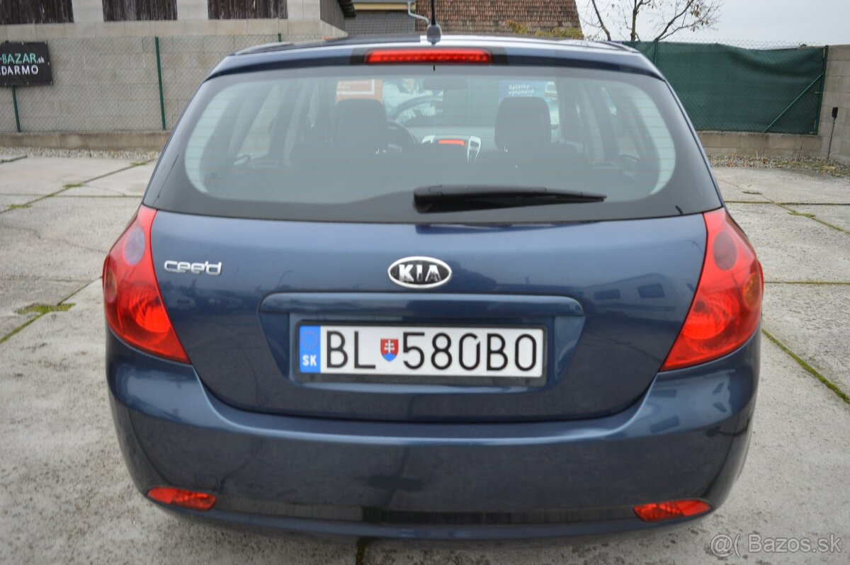 Kia Ceed 1,6CRDi 85kW EX Slovenské STK 6/2027 klíma - 6