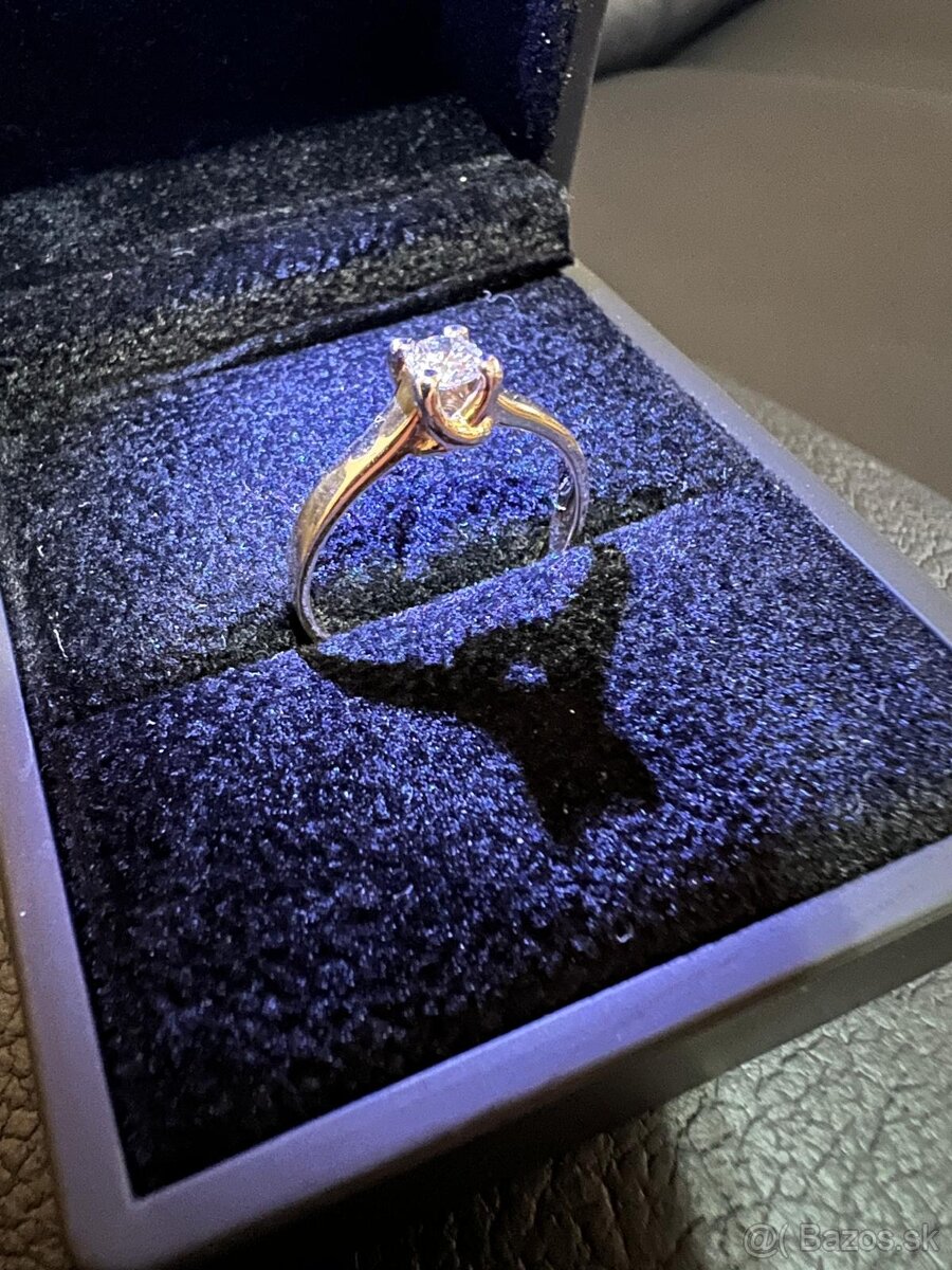 Zlatý dámsky prsteň a prstene - 6