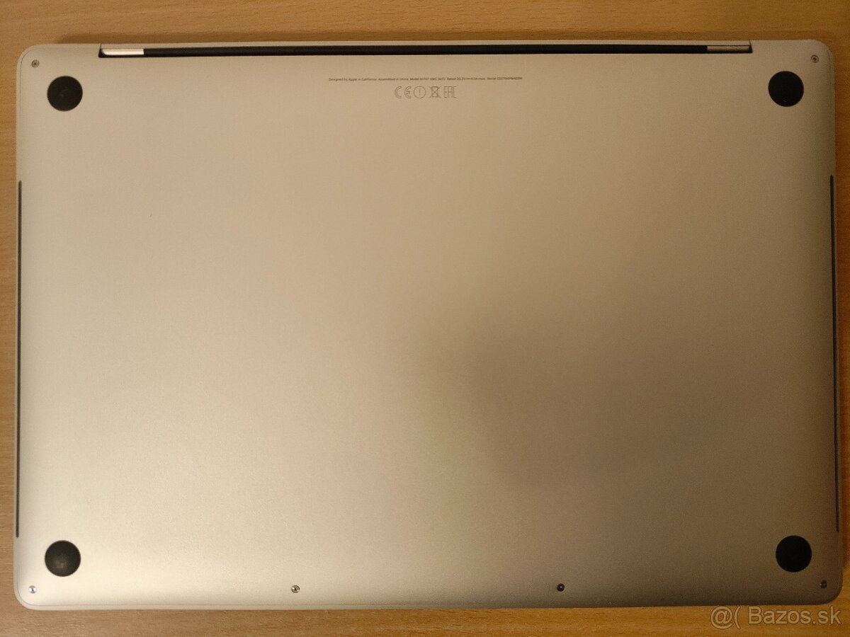 MacBook Pro 15 2016 | i7 • 16GB • 256GB SSD - 6