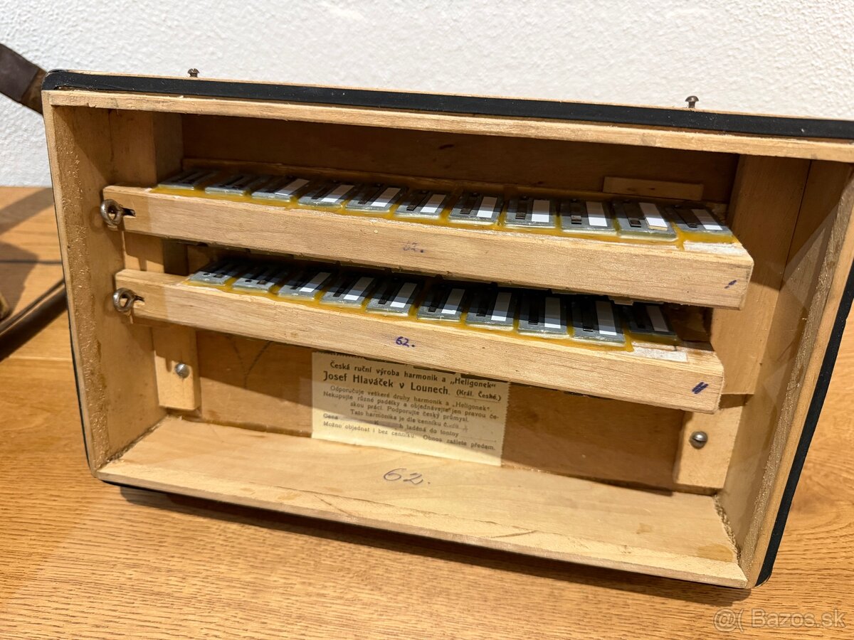 Heligonka Josef Hlaváček Louny - 6