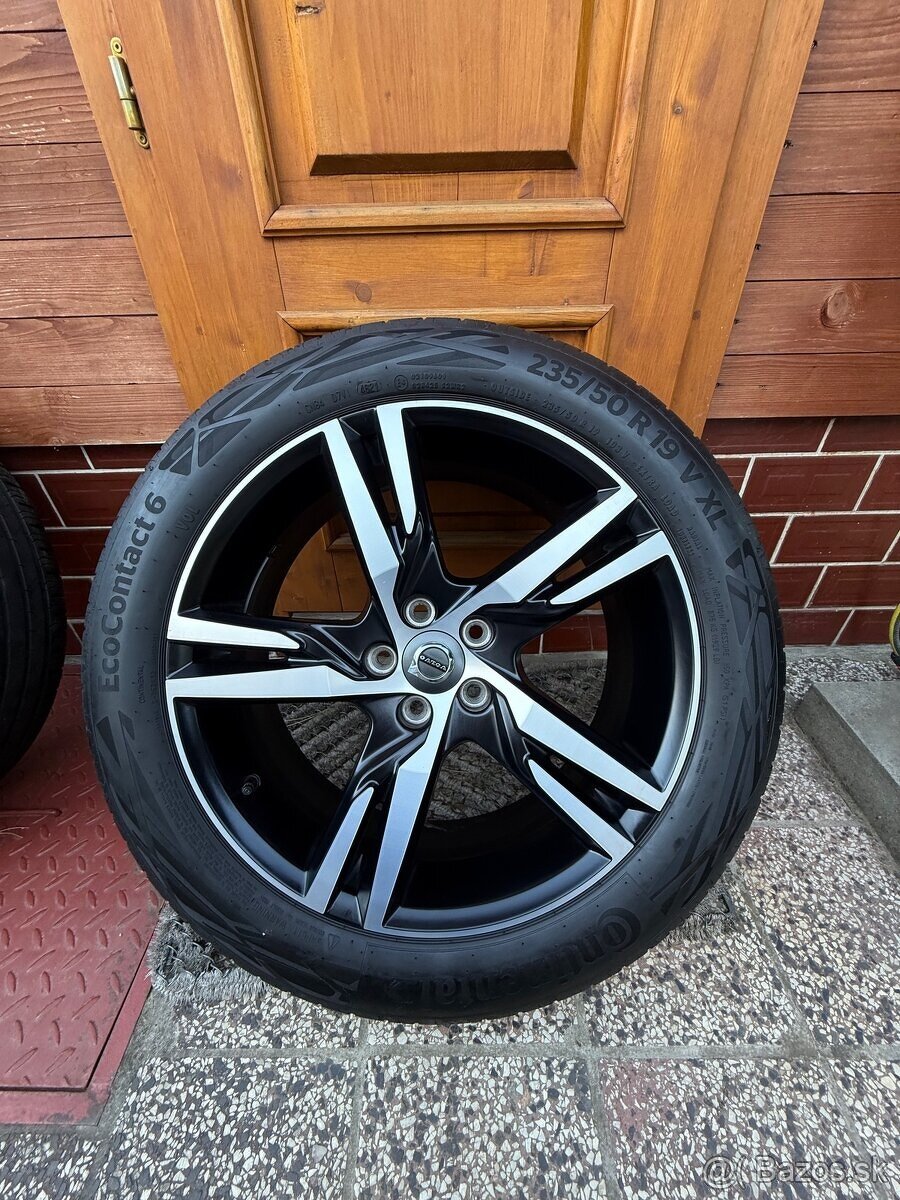 Volvo XC40 R19 235/50 Letné - 6