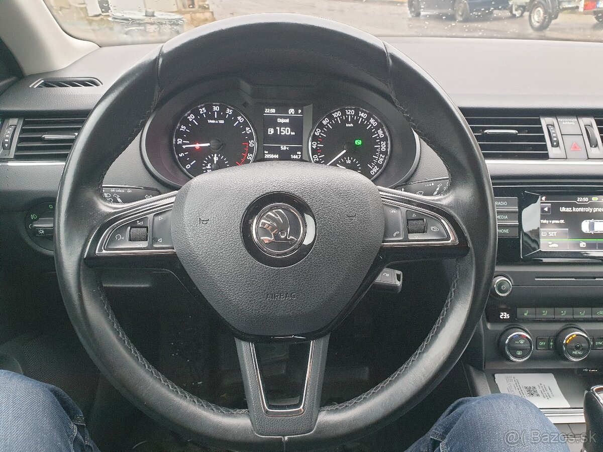 Octávia Combi 3 - 6