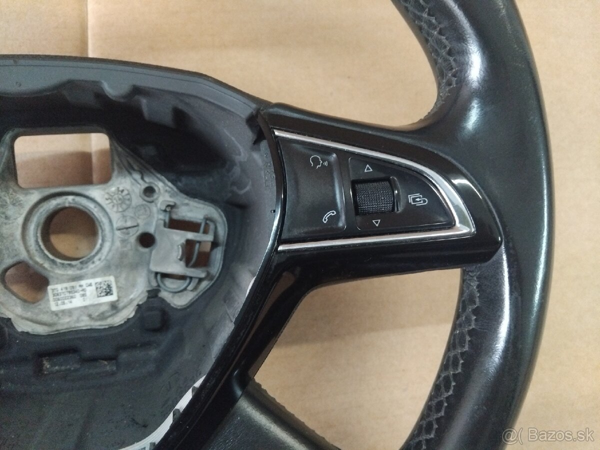 multif volant Superb 2, Octavia 3 - 6