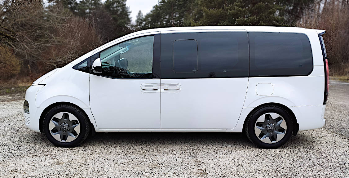 Hyundai Staria 2.2 CRDi Premium A/T - 6