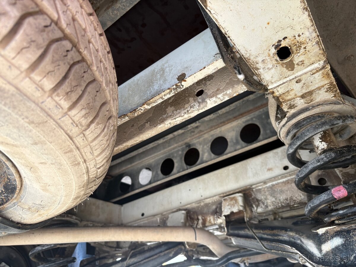 Volkswagen T4 Transporter Valník 2.4 D 57kw - 6