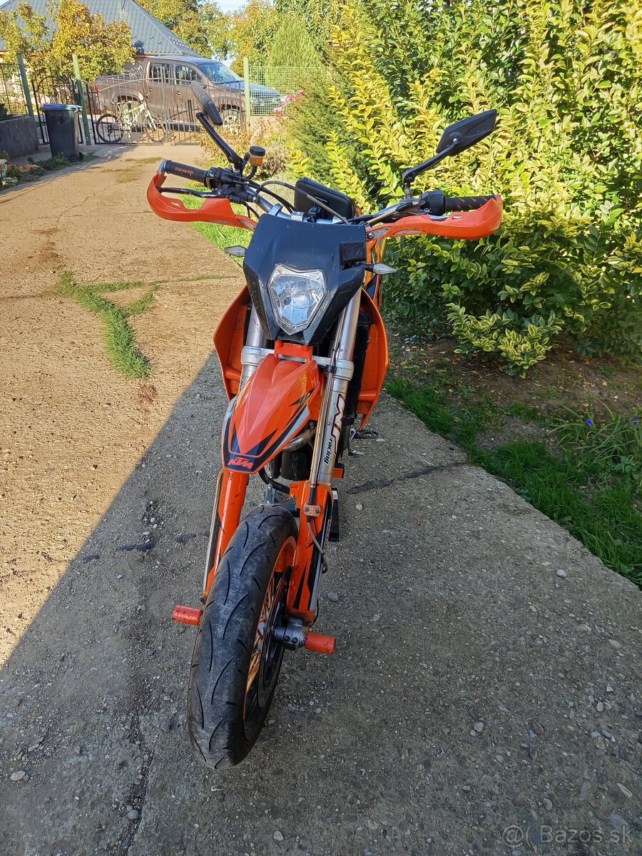 Predám KTM LC4 625 supermoto - 6