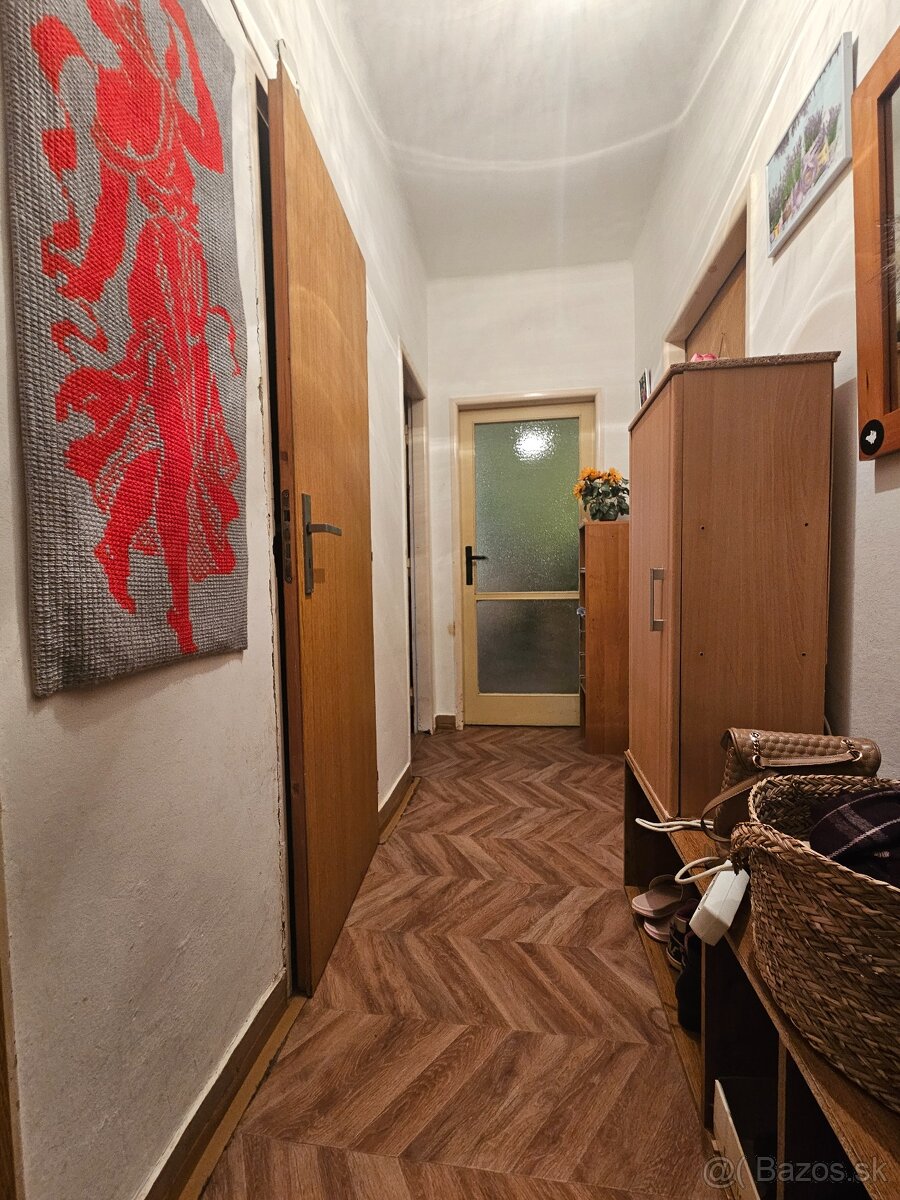 Ponúkam Vám na predaj 3 izbový byt v tehlovej bytovke . - 6