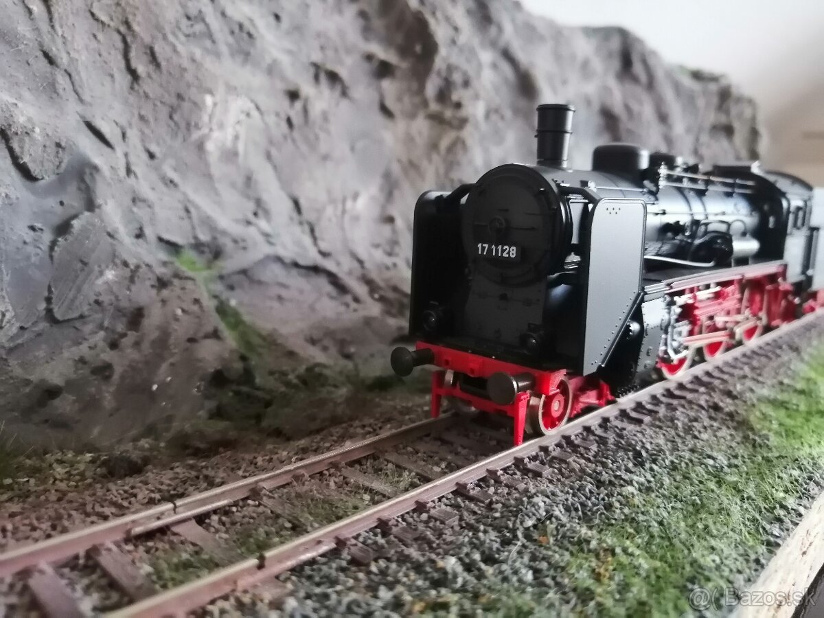 Roco BR 17 04125 - 6