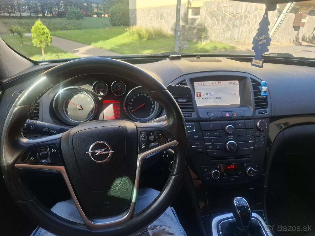 Opel Insignia Sport Tourer - 6