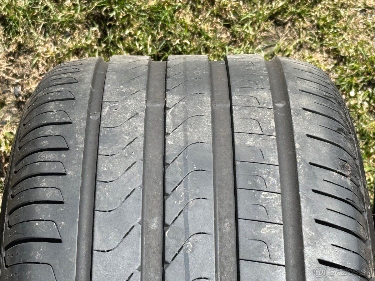 Pirelli Cinturato P7 275/35 R19 - 6