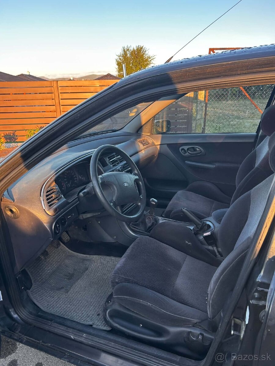 Predám Ford Mondeo mk1 - 6
