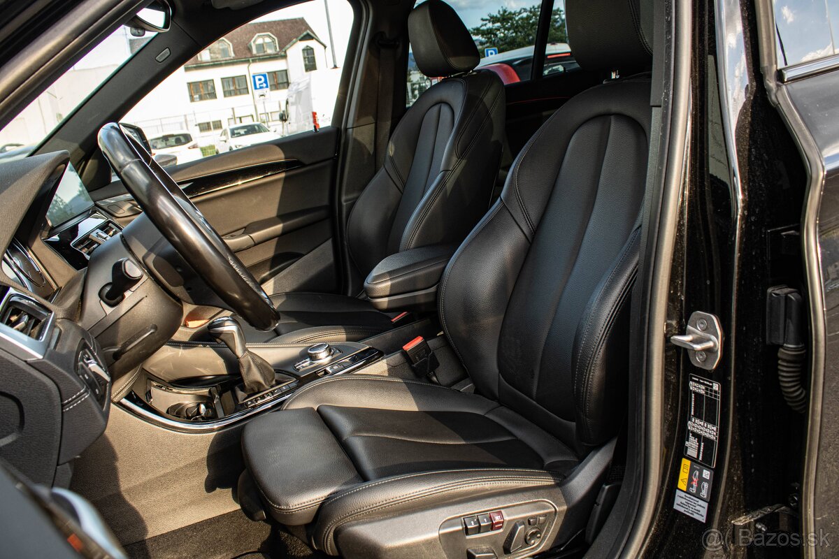 BMW X1 xDrive25e Koža, Servis BMW - 6