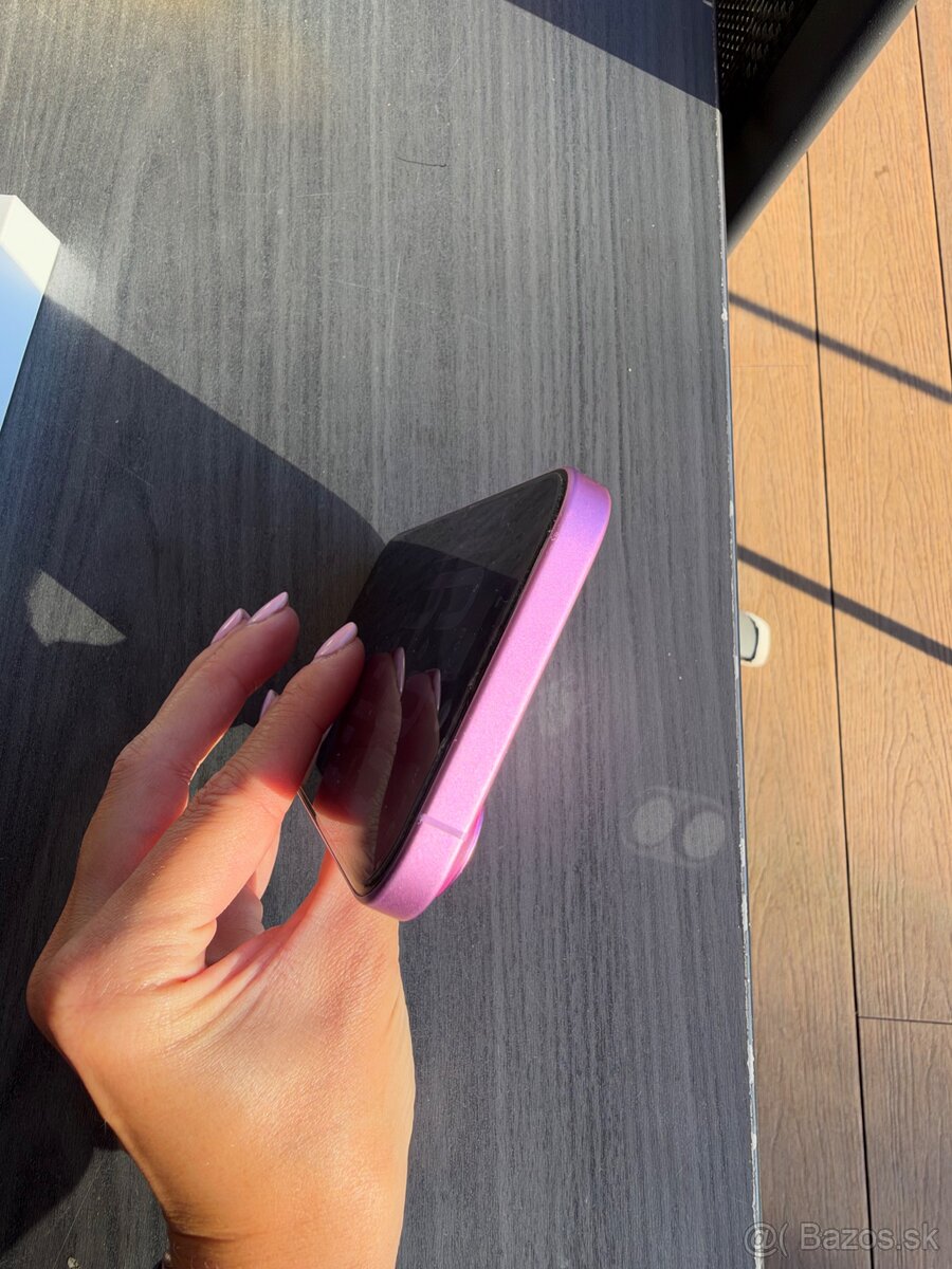 Apple iPhone 16 128GB - 6