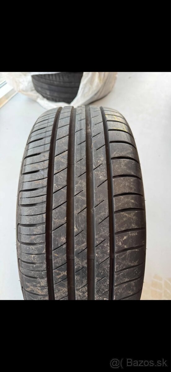 Goodyear EfficientGrip Performance 2 - 6