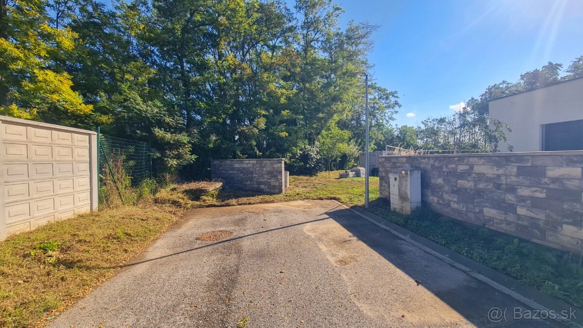 PRIUS - PREDAJ STAVEBNÝ POZEMOK MAJCÍCHOV - 6