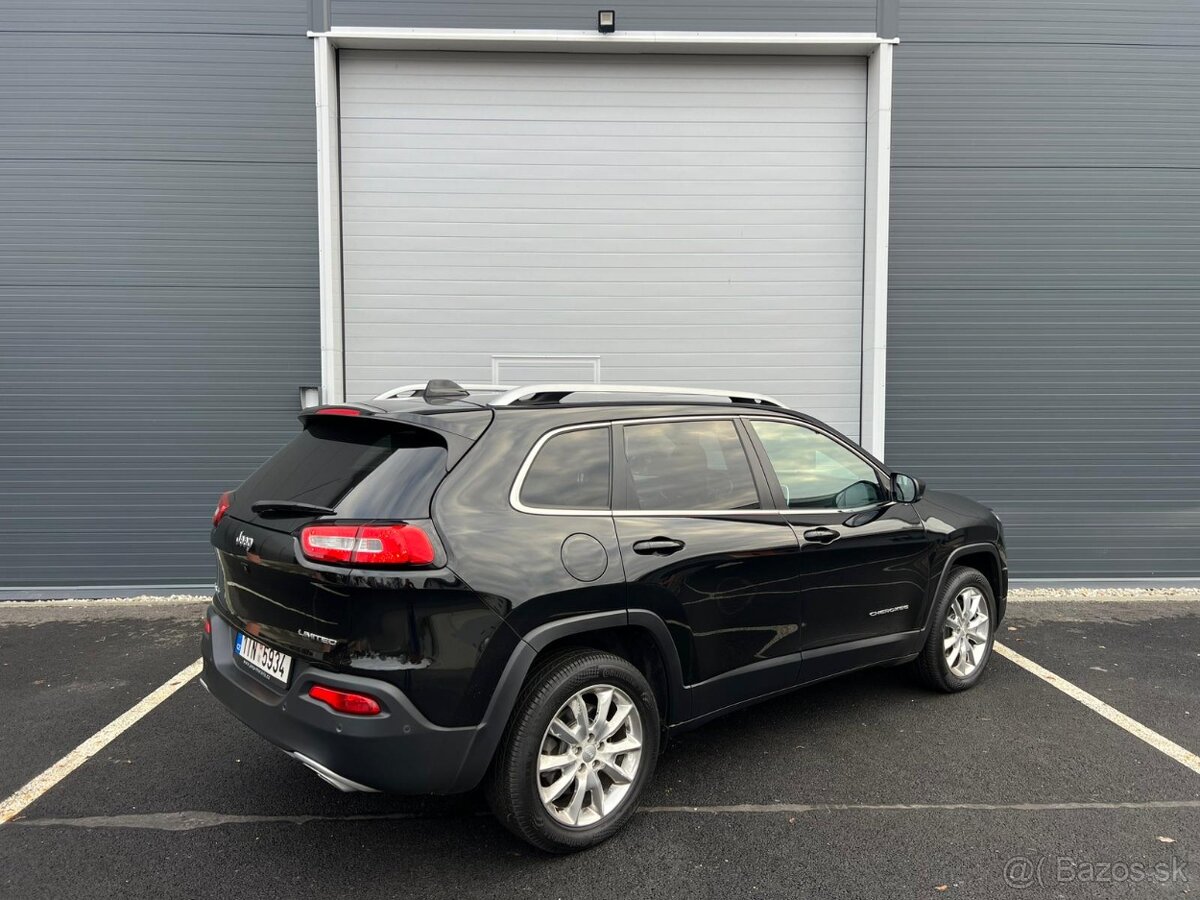 Jeep Cherokee 2.2 CRD 4x4, 88 000 km, ČR (Třinec) - 6